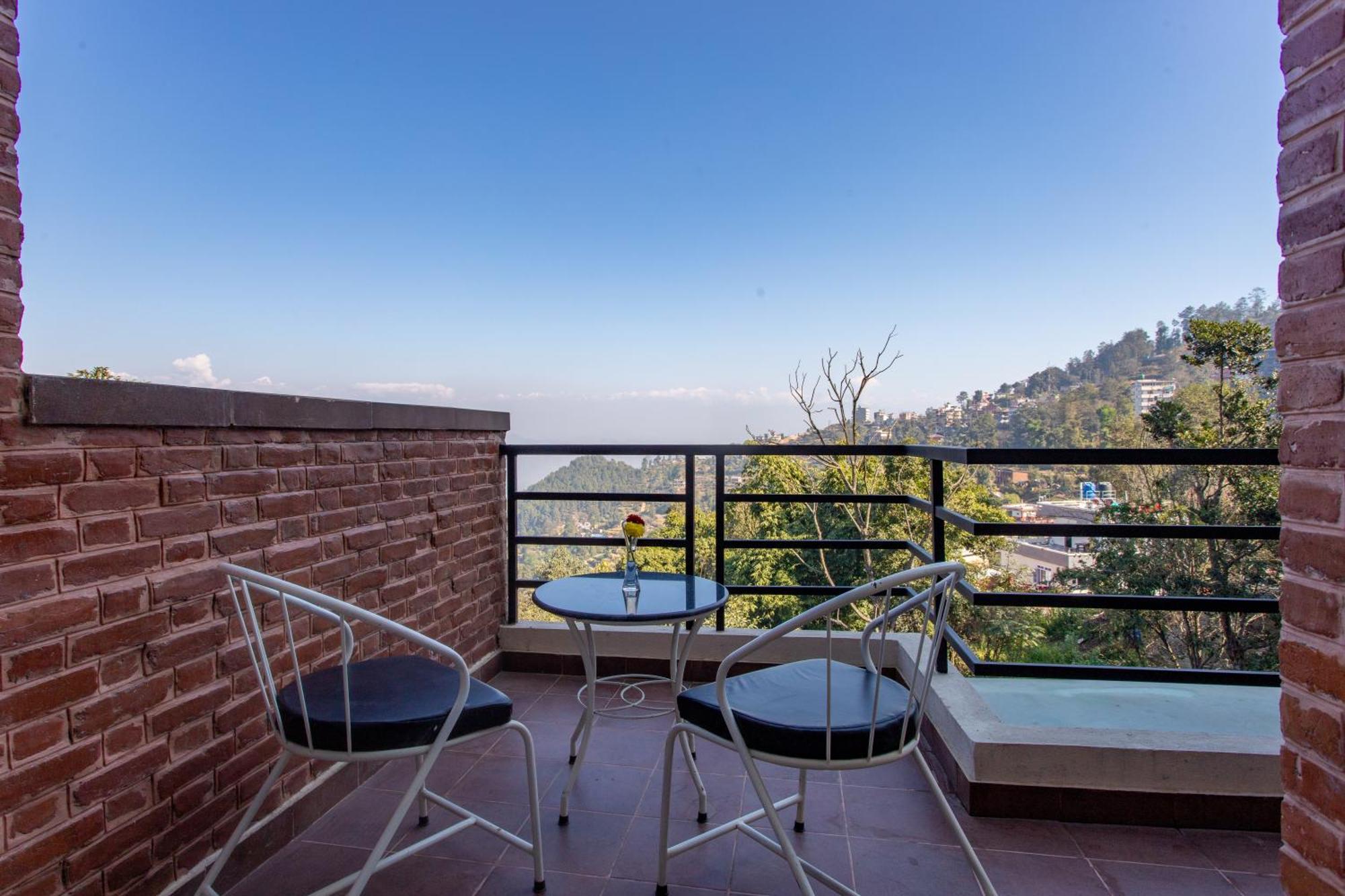 Hotel Sarathi دهوليكهيل المظهر الخارجي الصورة